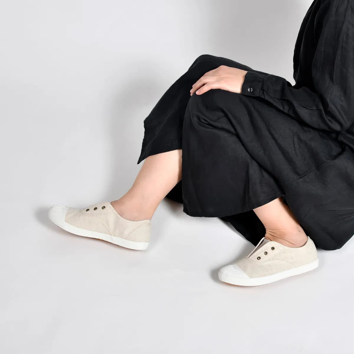FREE Natural Canvas Shoes
