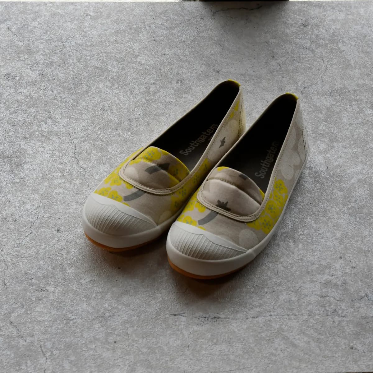 ANN Japanese Fabric Slip-On Shoes