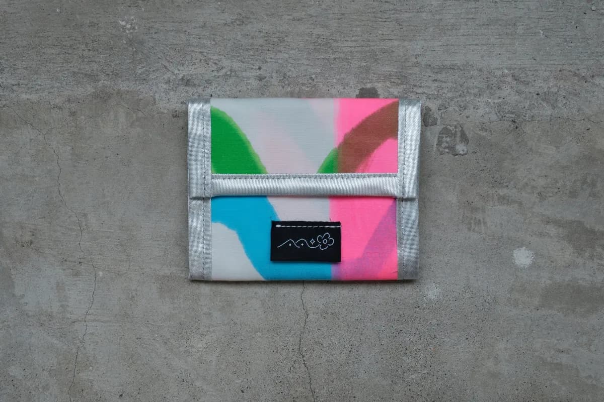 6:00 AM — The First Move Light Card Holder