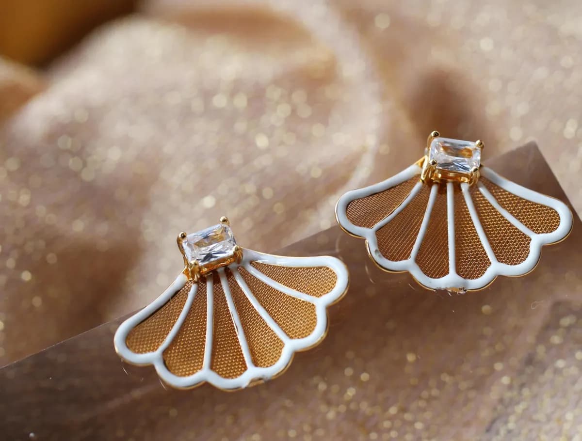 SWAN2.0 Classic Zircon Swan Earrings