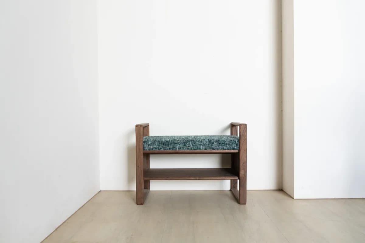 MORE Entry Bench 穿鞋椅