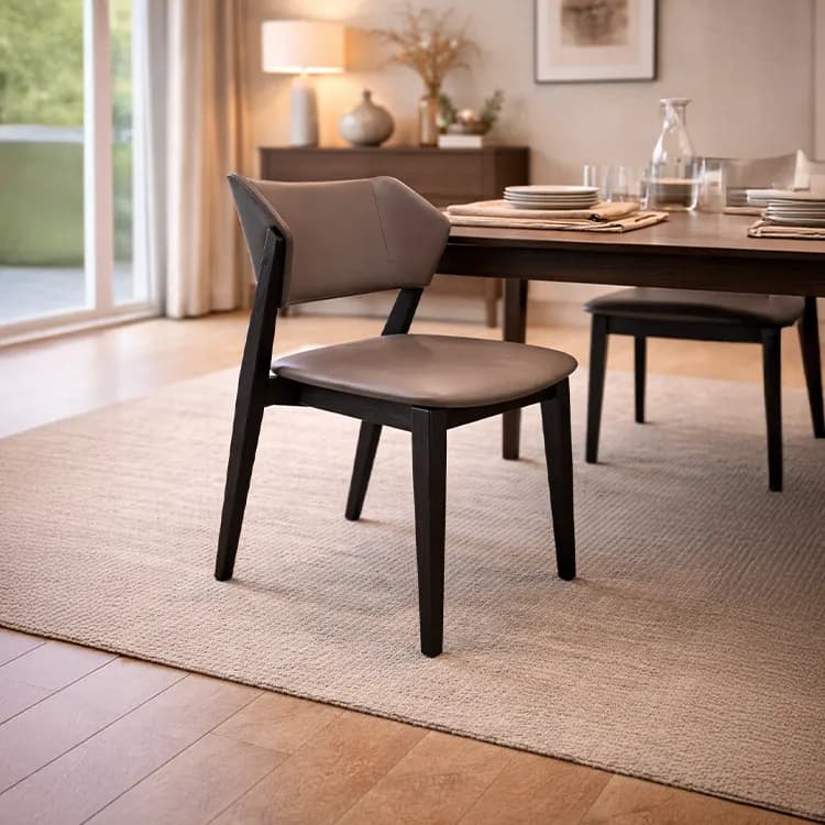 Run Xi Mature Leather Solid Wood Chair