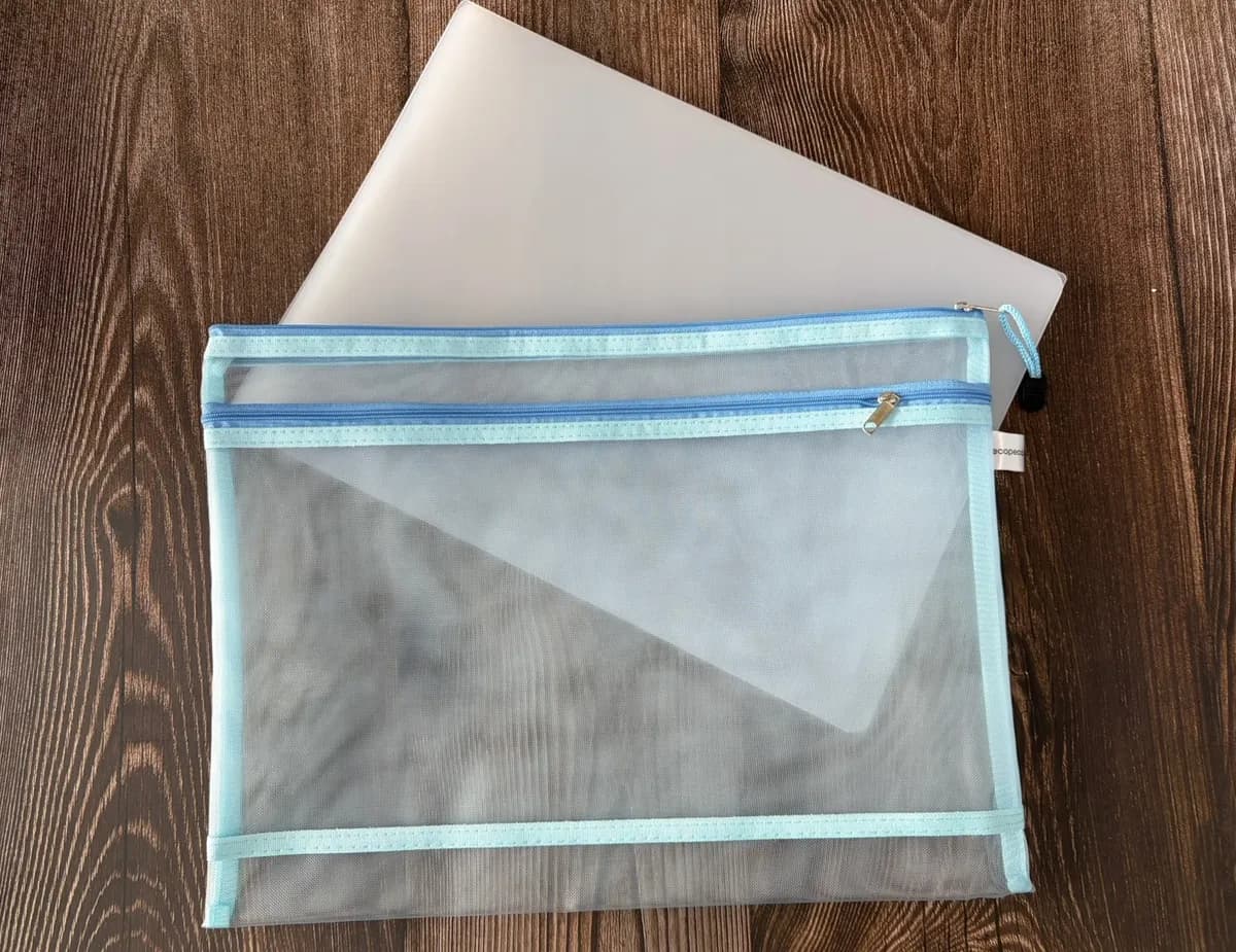 Folding Desk Mat and Dining Divider