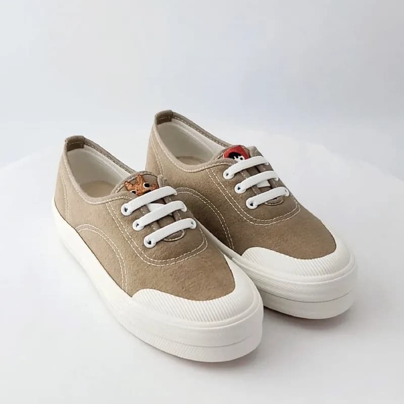 Little Red Riding Hood and the Wolf Platform Casual Shoes