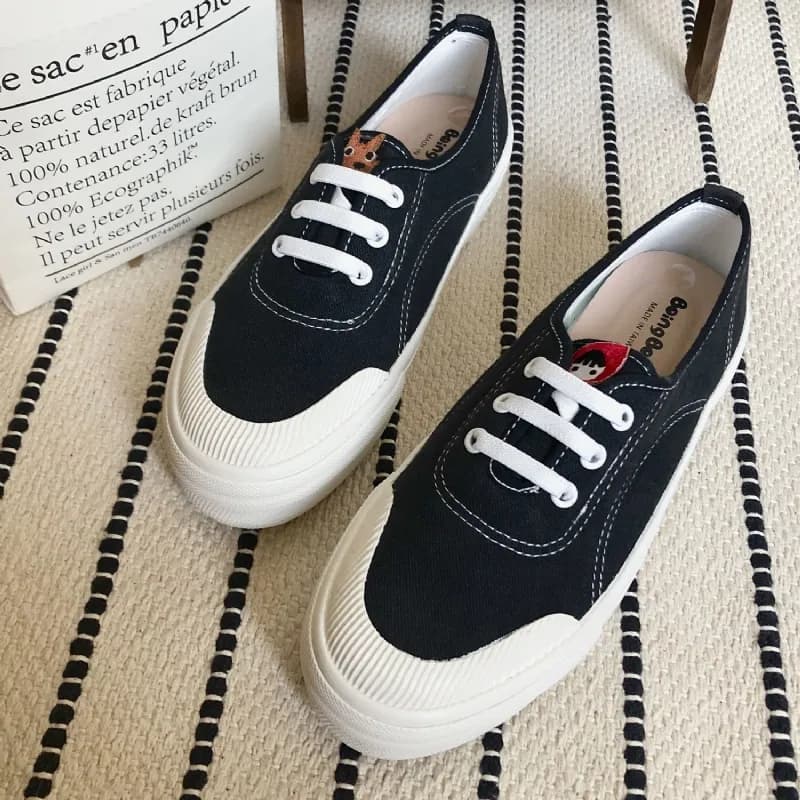 Little Red Riding Hood and the Wolf Platform Casual Shoes