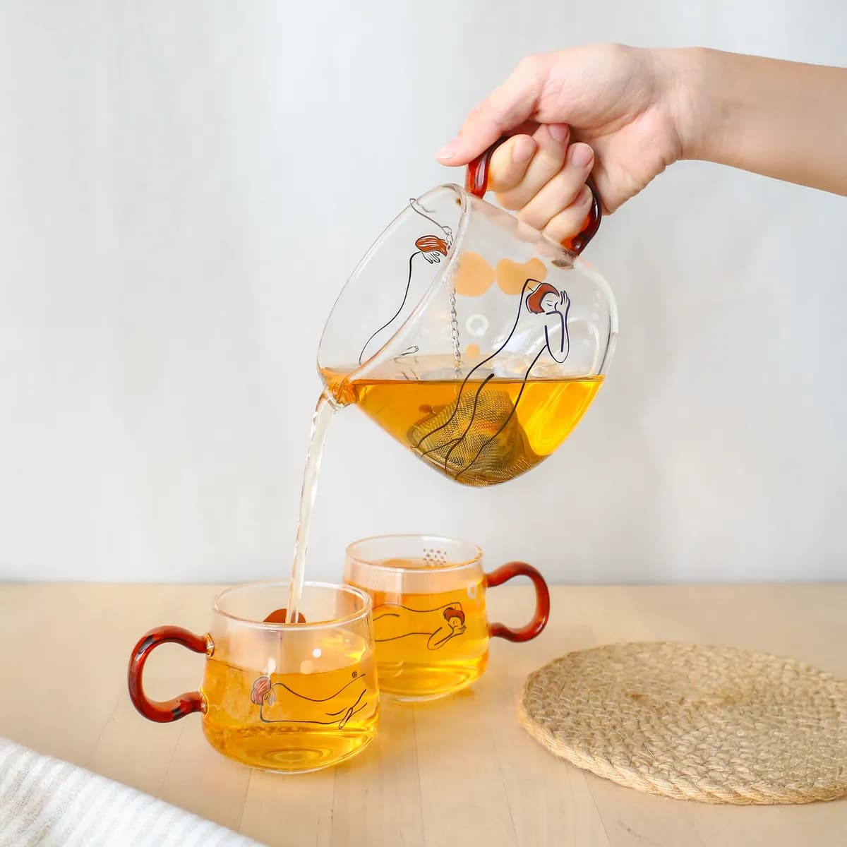Sanyu Double Portrait Glass Teapot and Cup Set