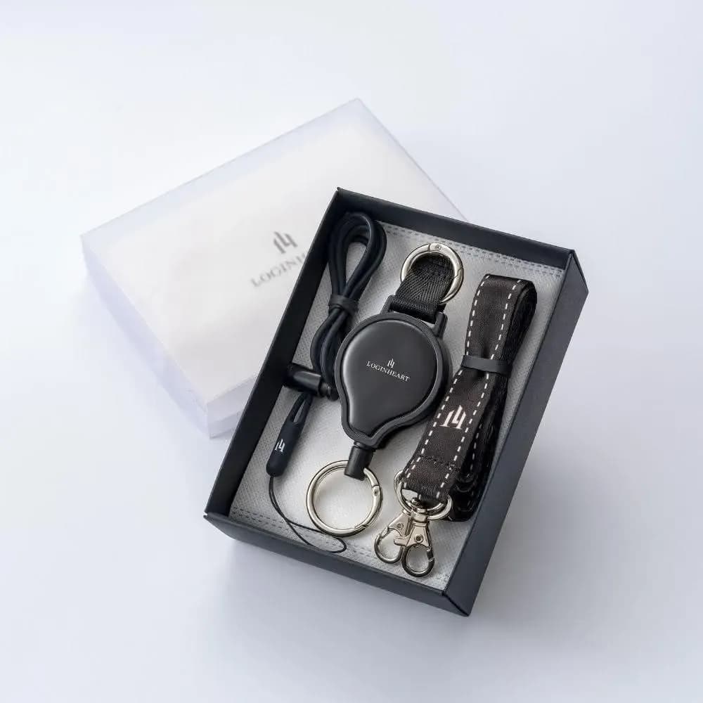 Loginheart 產品包裝內含多個配件